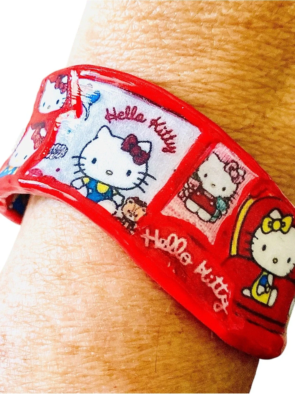 Hello Kitty Red Character Hinged Bangle